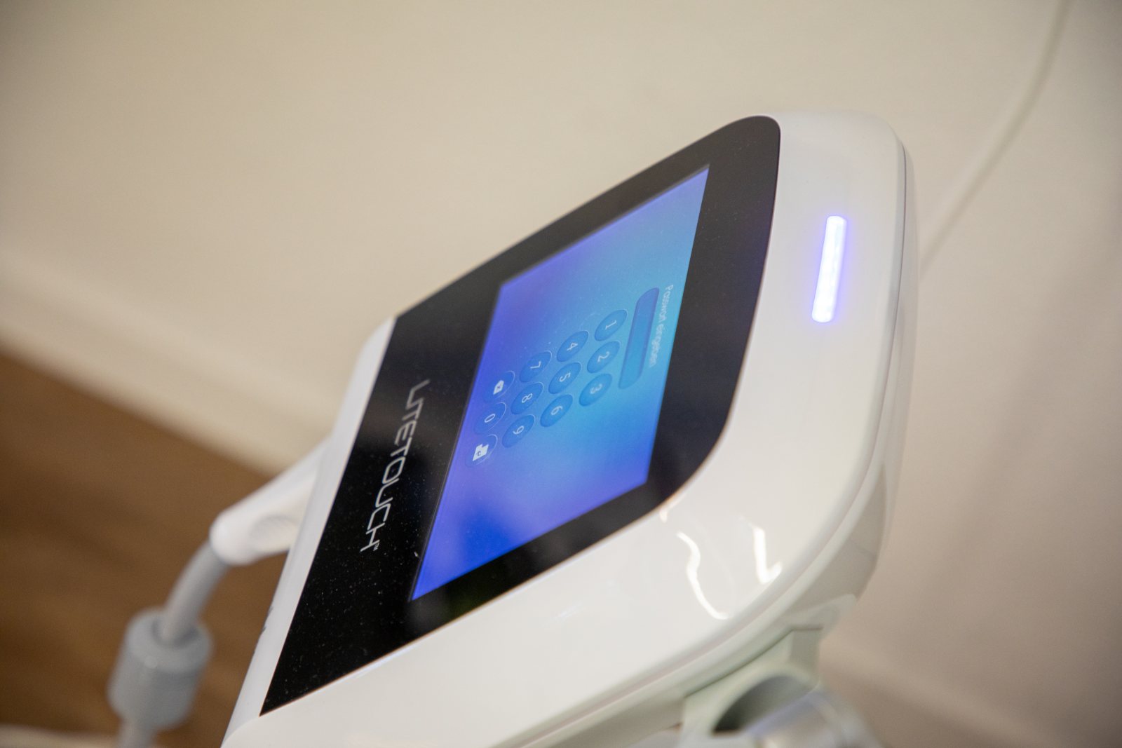 Bedienfeld des LiteTouch-Dentallasers